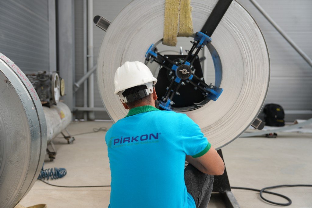 Pirkon üretim hattında çelik rulo işleme